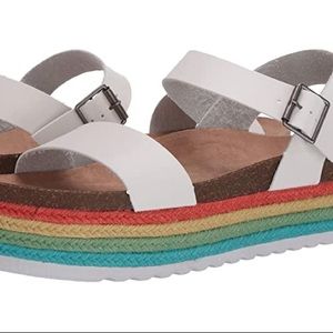 Dirty Laundry Espadrilles Wedge